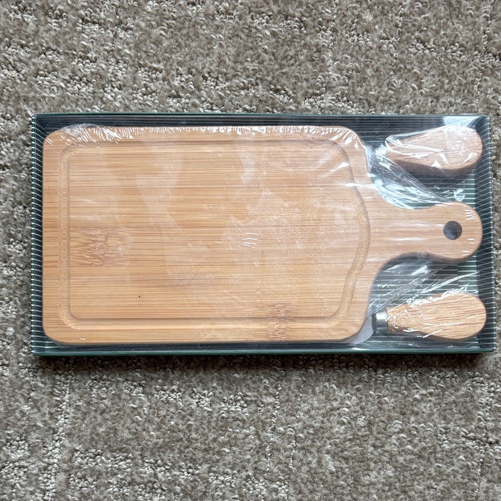 Cheese Board and Knife Set